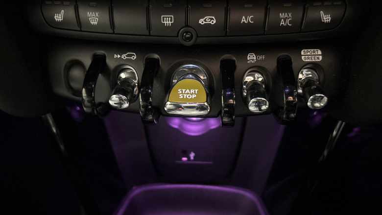 MINI Hatchback 135kW Cooper S Level 2 33kWh 3dr Auto Electric Hatchback